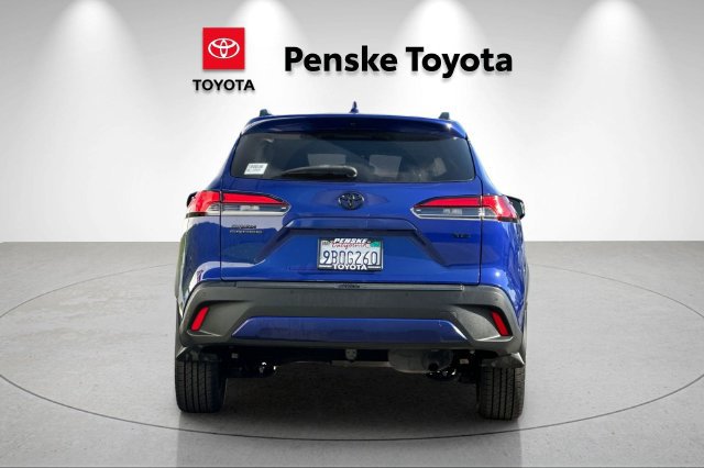 Certified 2022 Toyota Corolla Cross XLE w/ Black Badges Package (TMS) FWD image 5