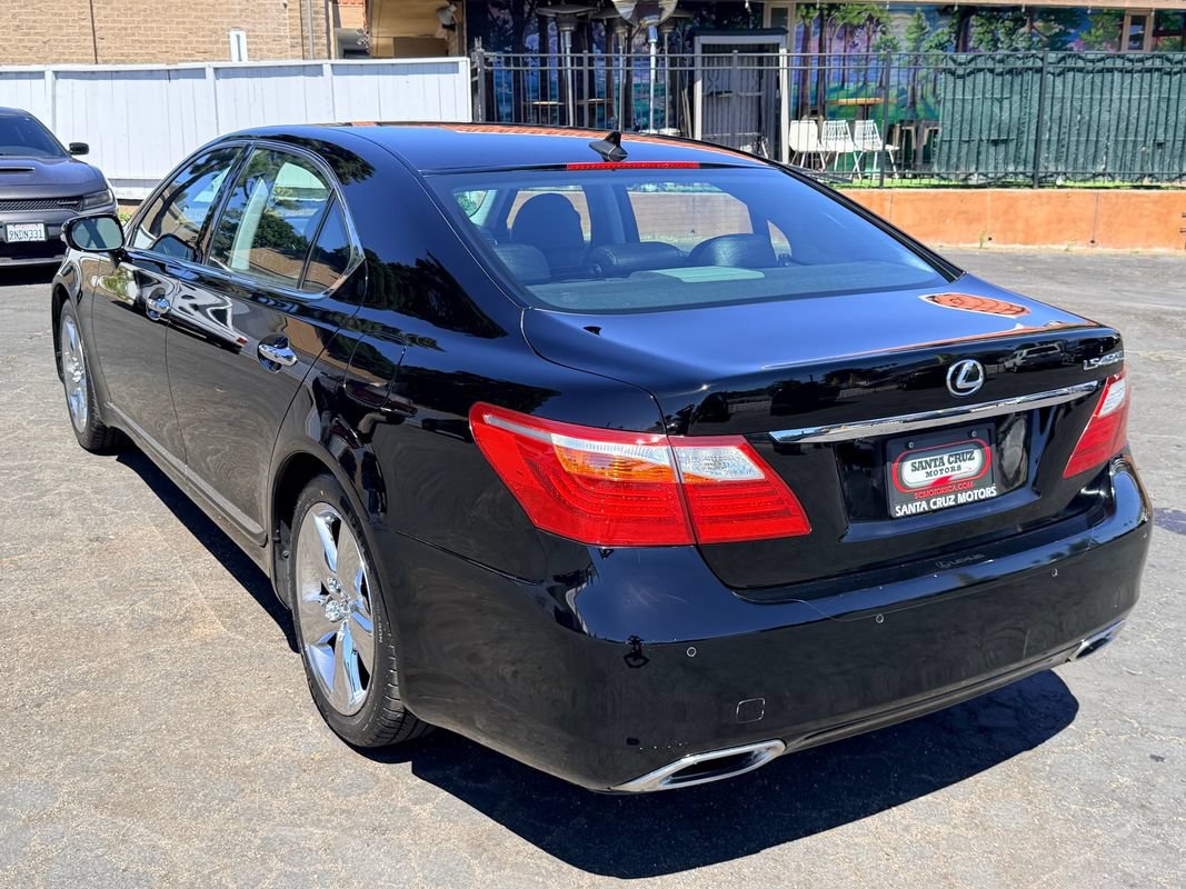 Used 2012 Lexus LS 460 L w/ Luxury Value Edition RWD image 4