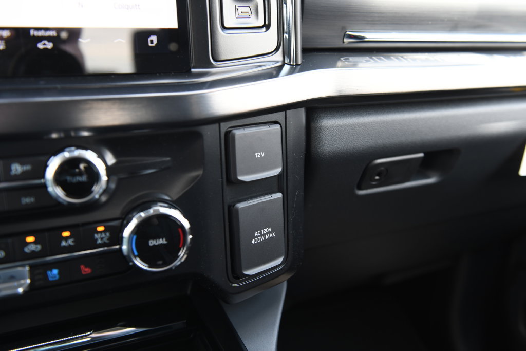 New 2026 Ford F250 Lariat AWD/4WD image 19