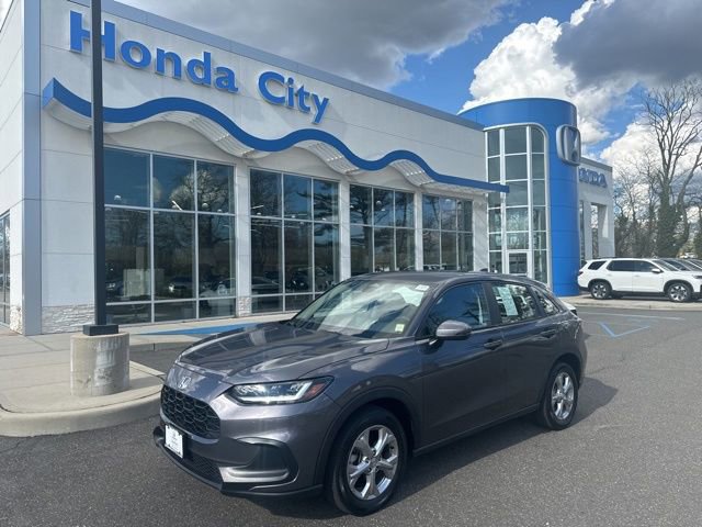 Certified 2023 Honda HR-V LX image 2