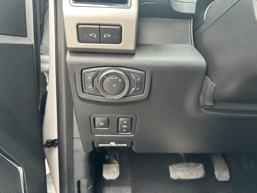 Used 2019 Ford F250 Lariat w/ Lariat Ultimate Package image 58