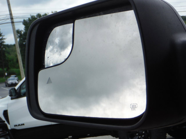 New 2026 RAM 1500 Express AWD/4WD image 41