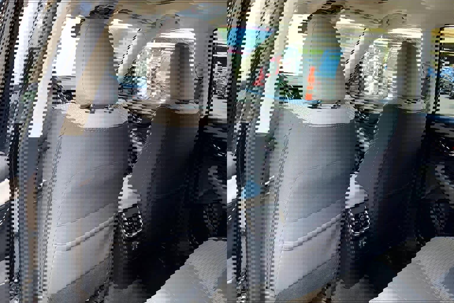 Used 2022 Subaru Outback Premium image 13