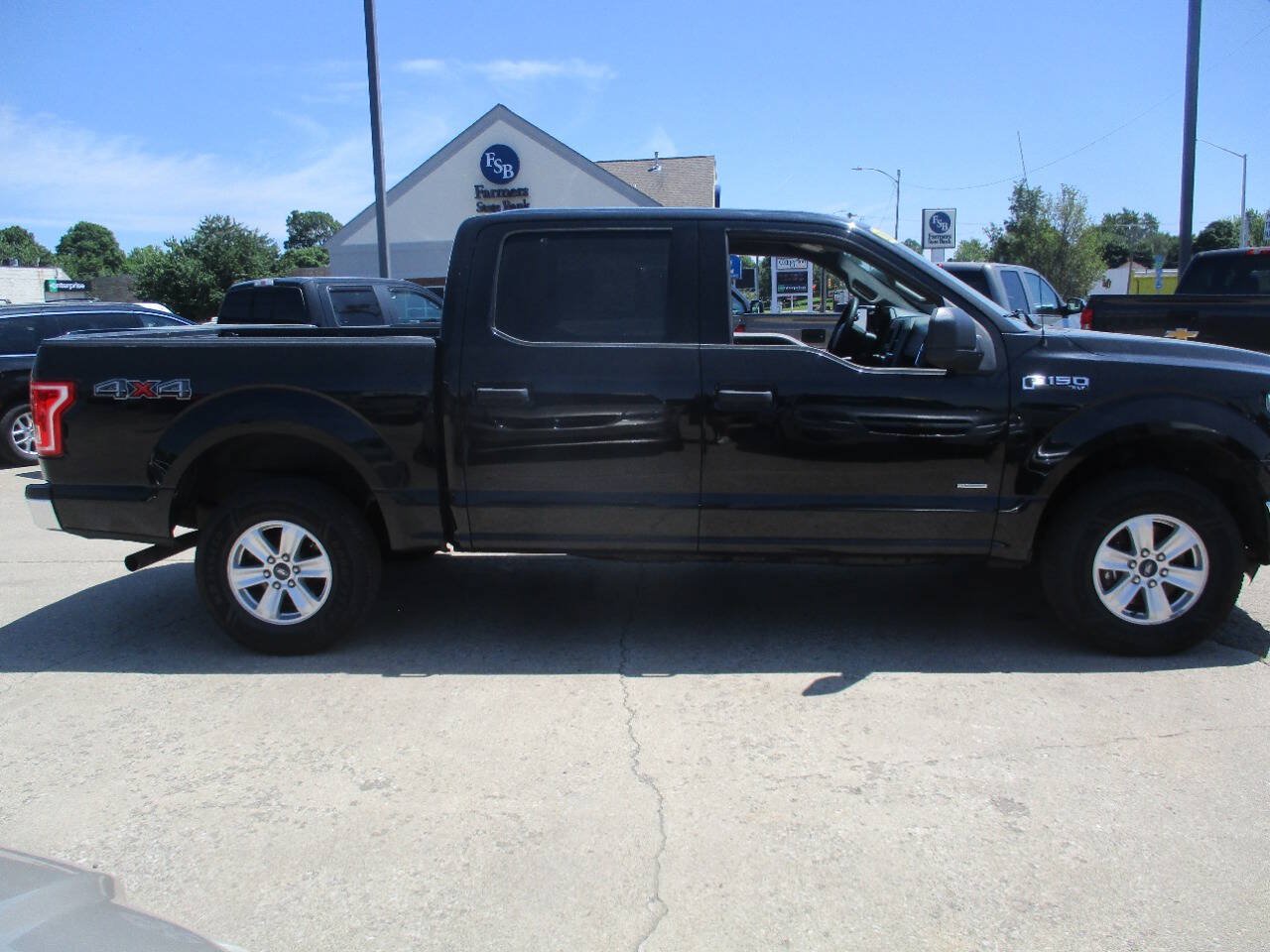 Used 2016 Ford F150 XLT w/ Trailer Tow Package AWD/4WD image 8