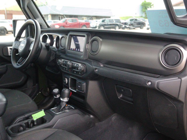 Used 2023 Jeep Gladiator Sport w/ Trailer Tow Package image 28