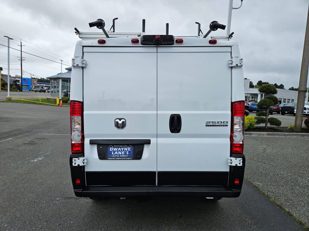 Used 2025 RAM ProMaster 2500 w/ Convenience Group FWD image 4