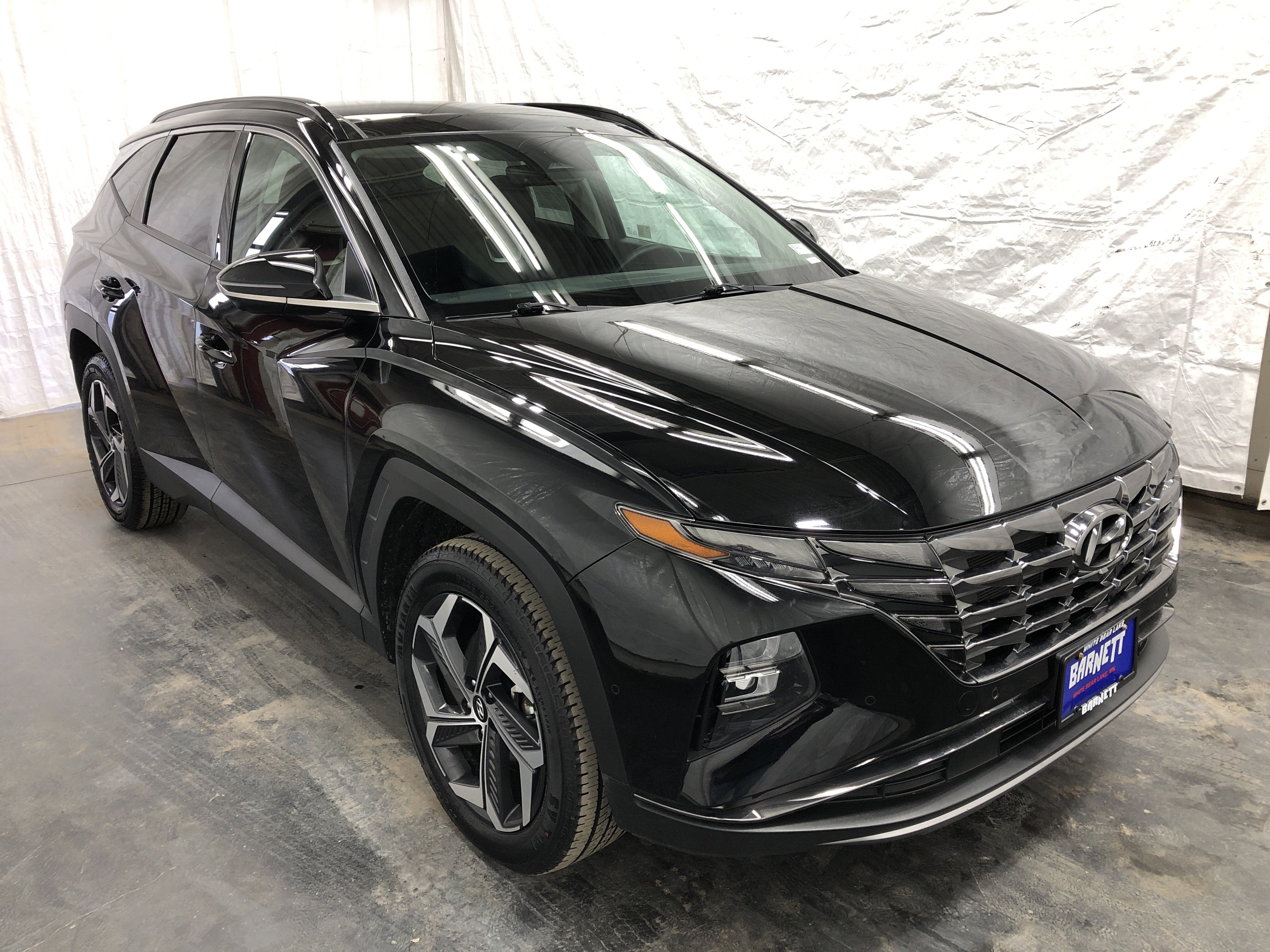 Used 2024 Hyundai Tucson Limited AWD/4WD image 2