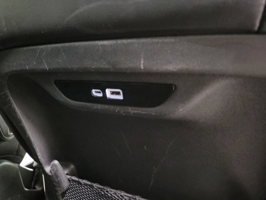 Used 2024 Chrysler Pacifica Touring-L FWD image 29