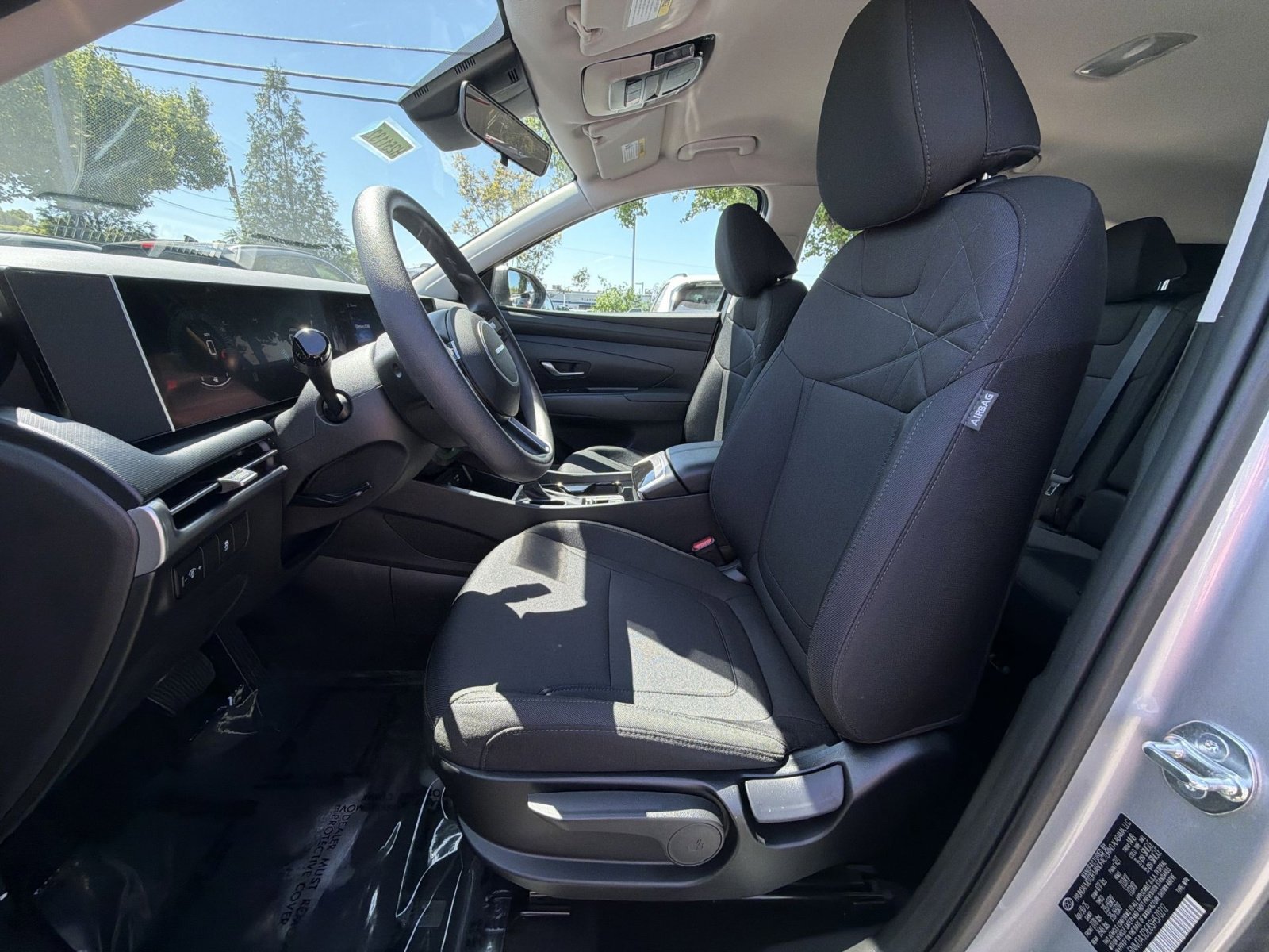 Certified 2025 Hyundai Tucson SE FWD image 13