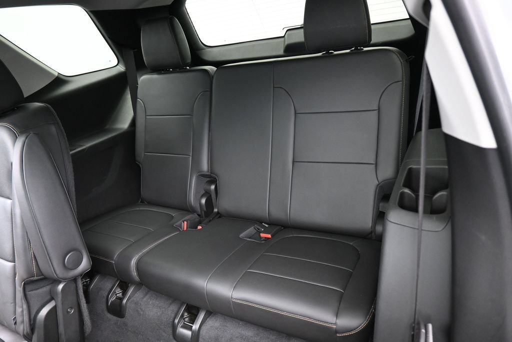 Used 2021 Chevrolet Traverse Premier w/ Redline Edition FWD image 47