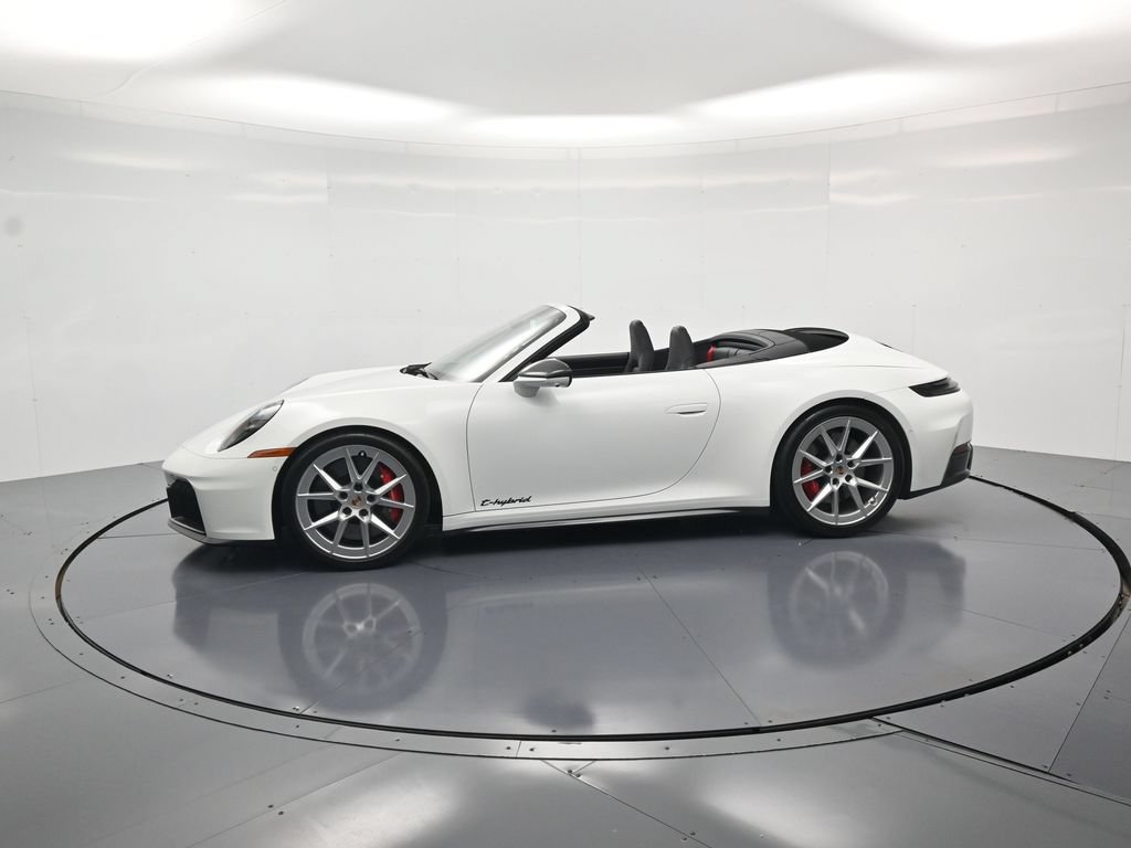 Certified 2026 Porsche 911 Carrera 4 GTS AWD/4WD image 2