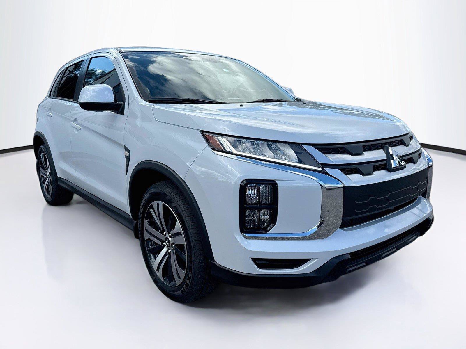 New 2027 Mitsubishi Outlander Sport FWD image 7