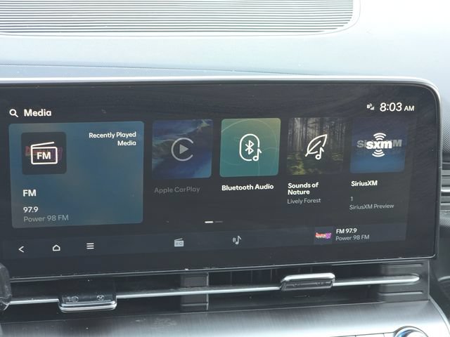 Used 2025 Hyundai Kona SEL FWD image 12