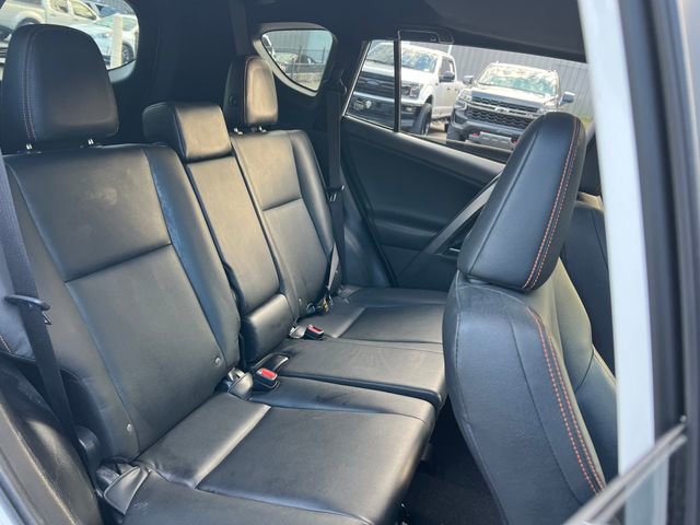 Used 2016 Toyota RAV4 SE image 27