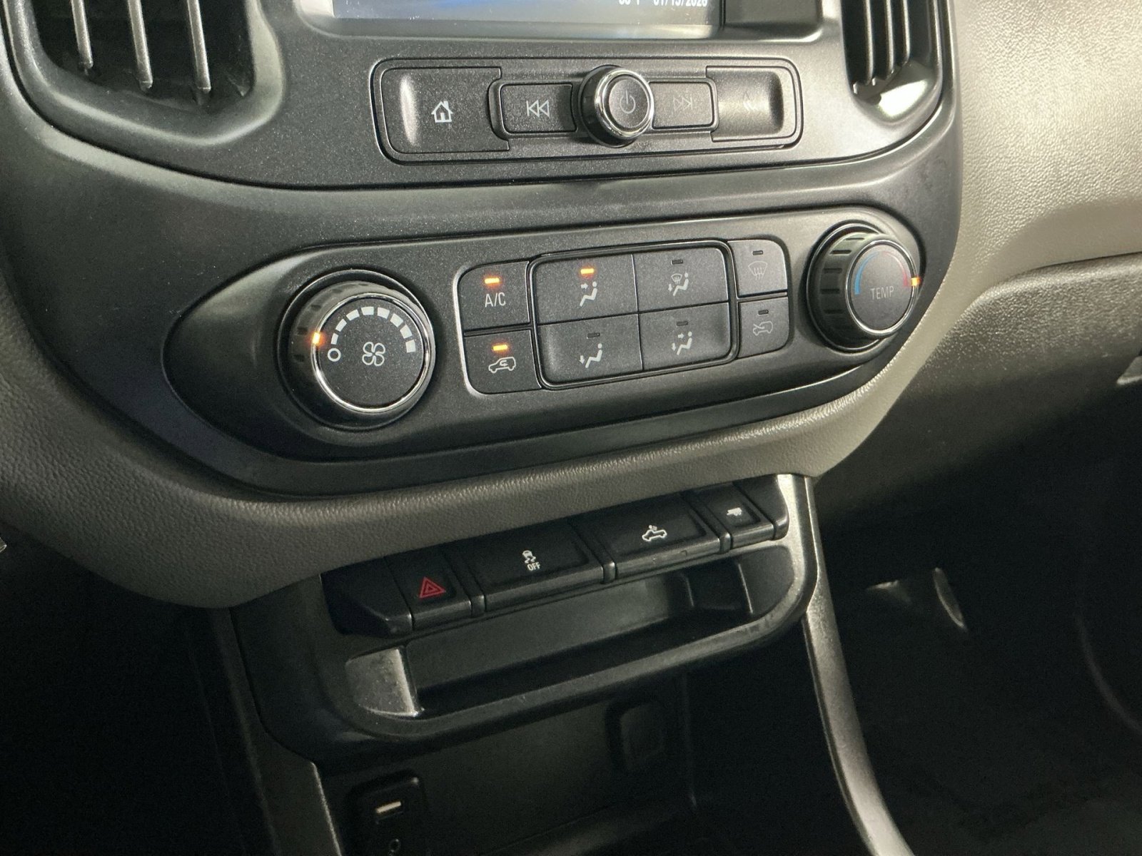 Used 2018 Chevrolet Colorado W/T w/ WT Convenience Package image 28