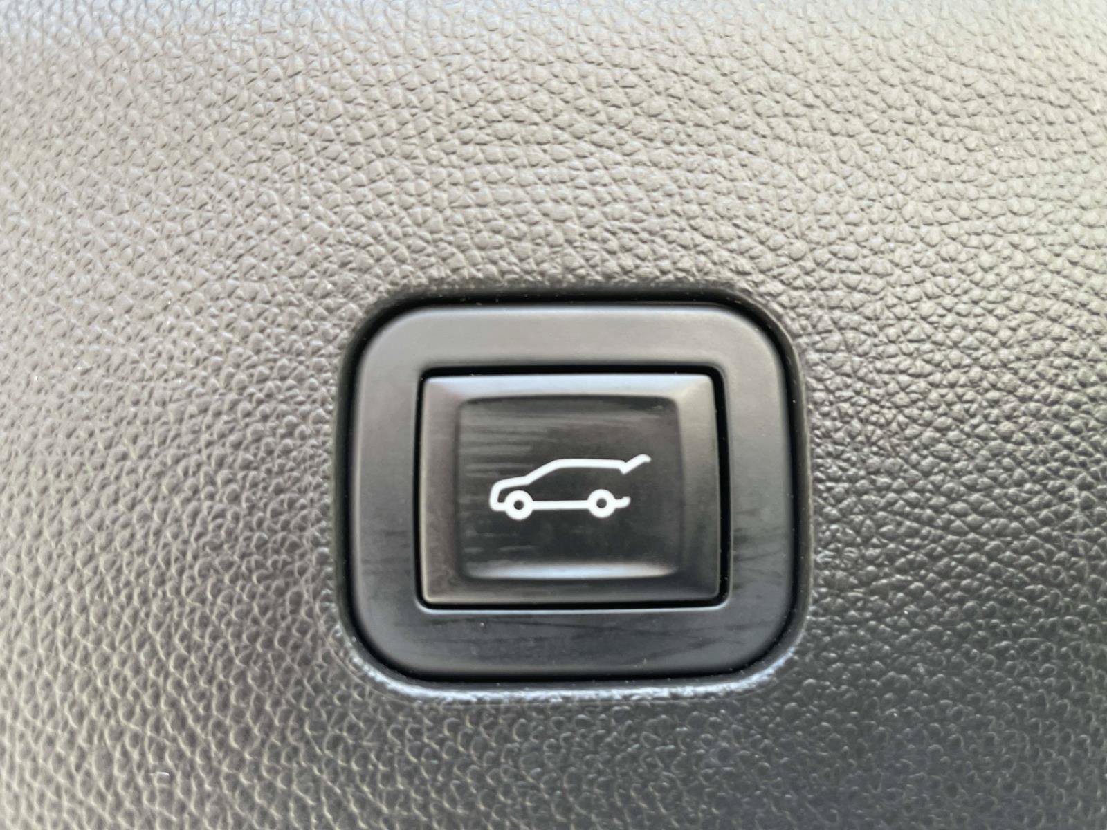 Certified 2018 Buick Enclave Premium w/ Experience Buick Package AWD/4WD image 20