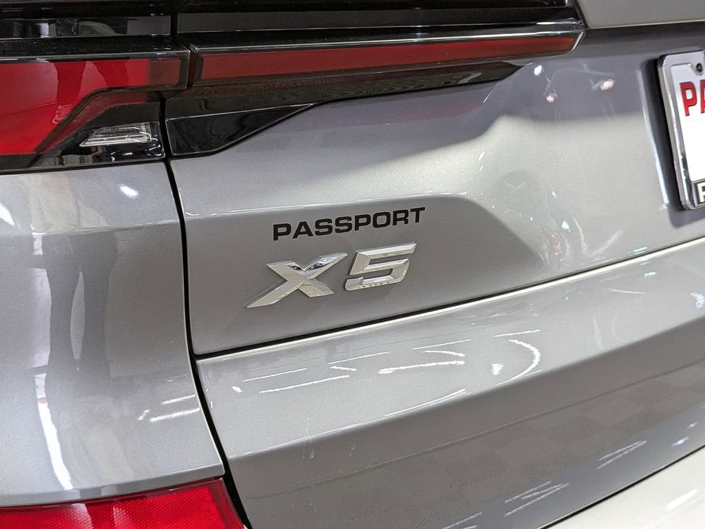 Certified 2024 BMW X5 xDrive40i w/ M Sport Package image 14