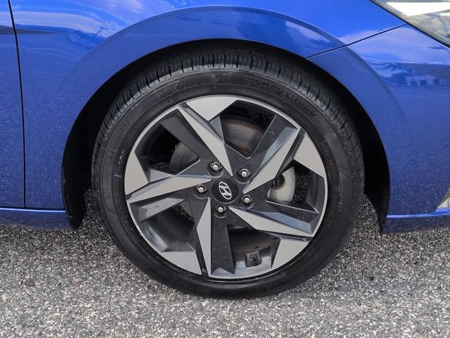 Used 2023 Hyundai Elantra Limited FWD image 11