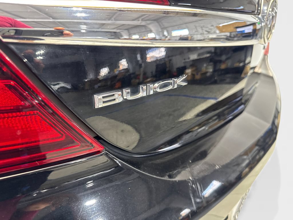 Used 2015 Buick Regal Premium FWD image 23