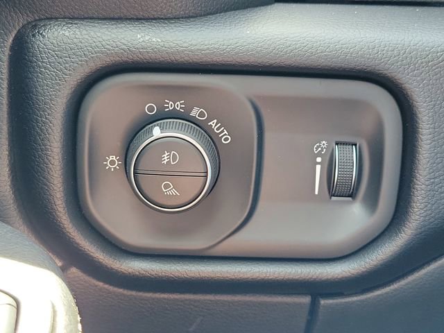 New 2025 RAM 2500 Big Horn AWD/4WD image 22