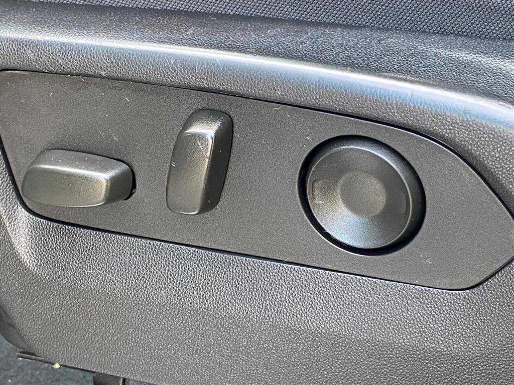 Used 2023 Chevrolet Silverado 1500 RST w/ Z71 Off-Road Package image 16