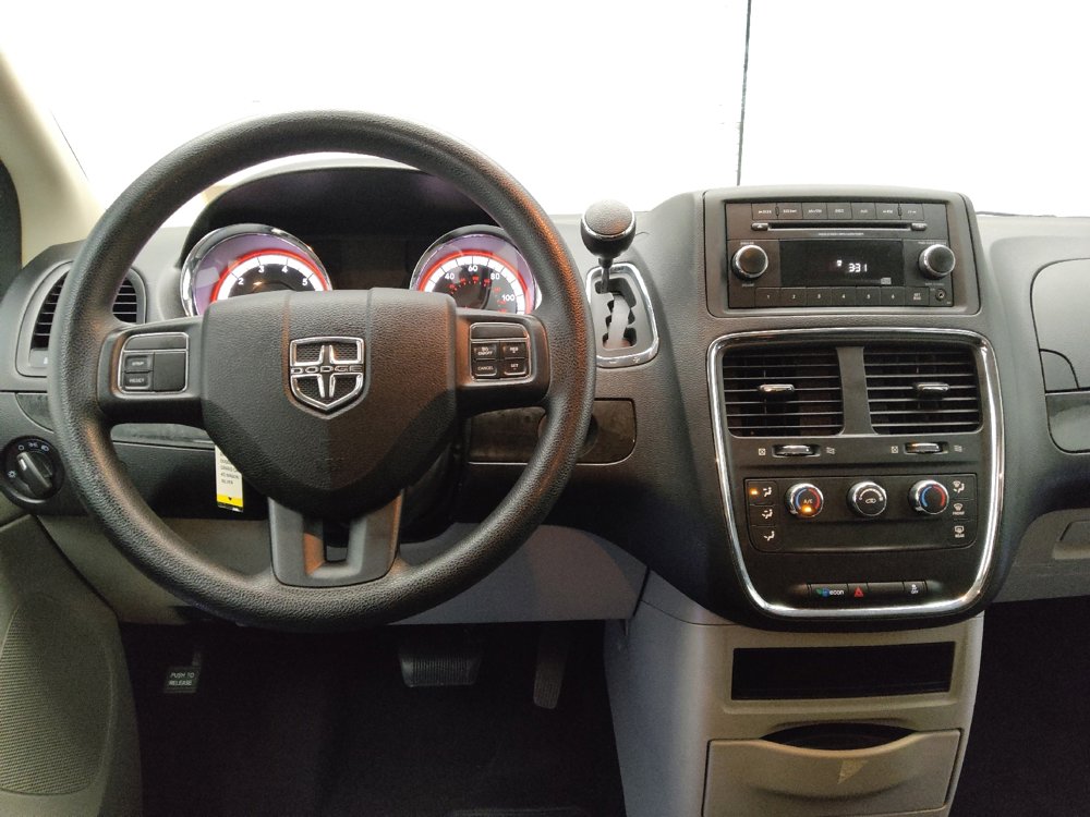 Used 2015 Dodge Grand Caravan American Value Package image 22