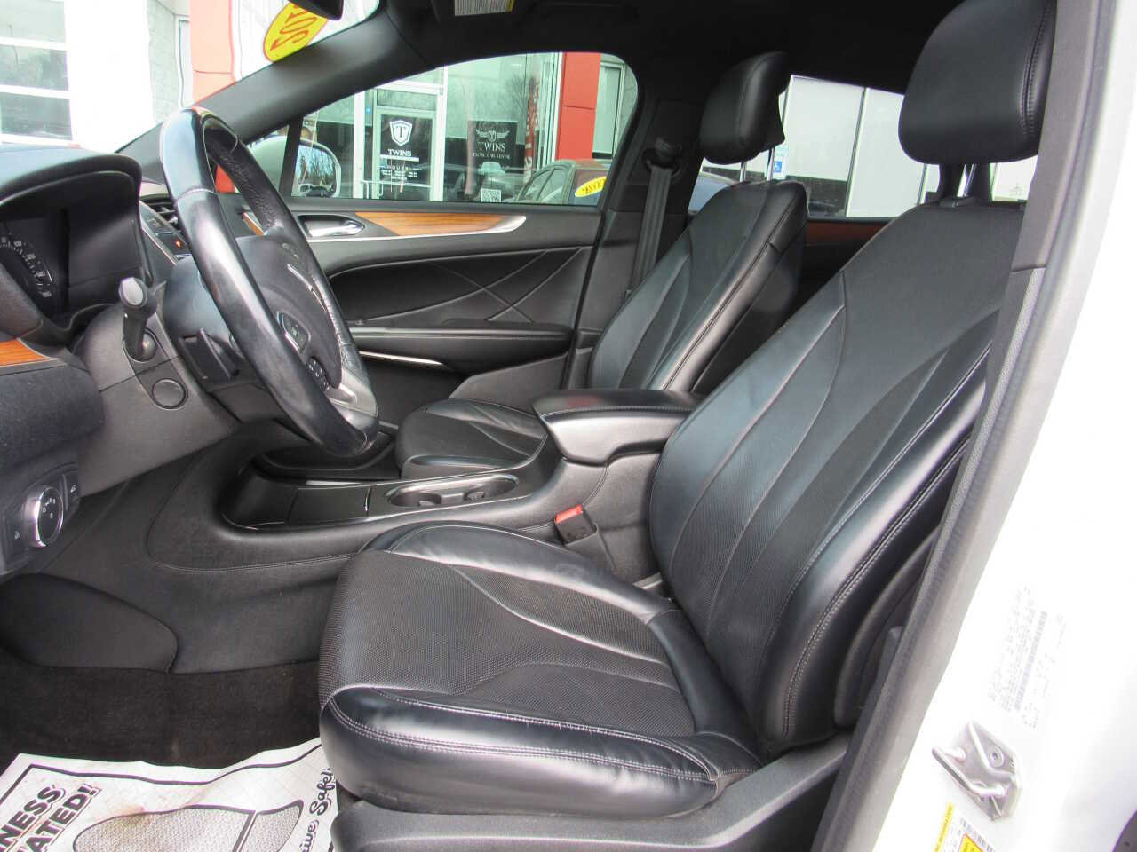 Used 2015 Lincoln MKC AWD w/ Equipment Group 102A Reserve image 8