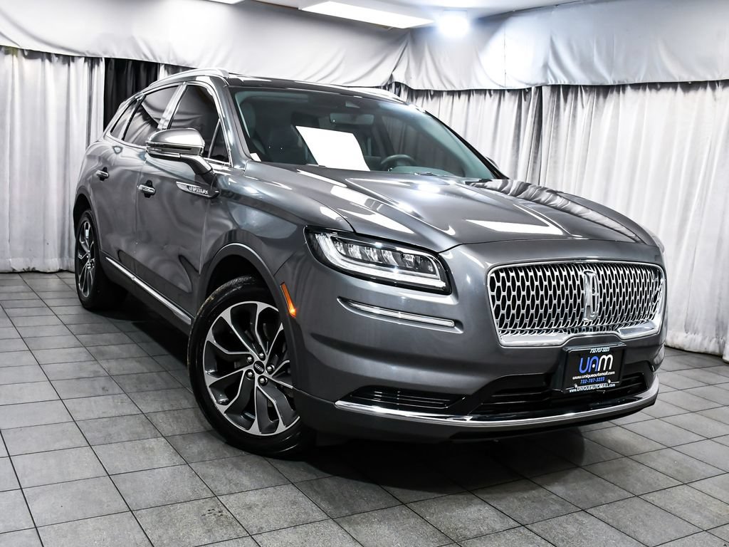 Used 2022 Lincoln Nautilus Reserve w/ Cargo Utility Package AWD/4WD image 3