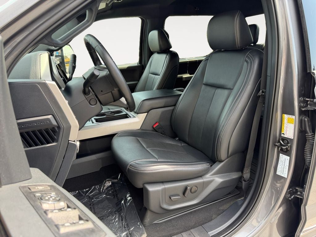 Used 2022 Ford F450 Lariat w/ Lariat Ultimate Package AWD/4WD image 6