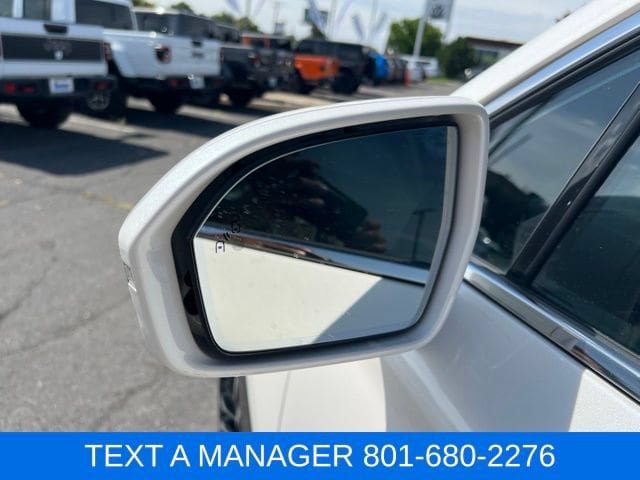 Used 2018 Lincoln MKC Reserve AWD/4WD image 11