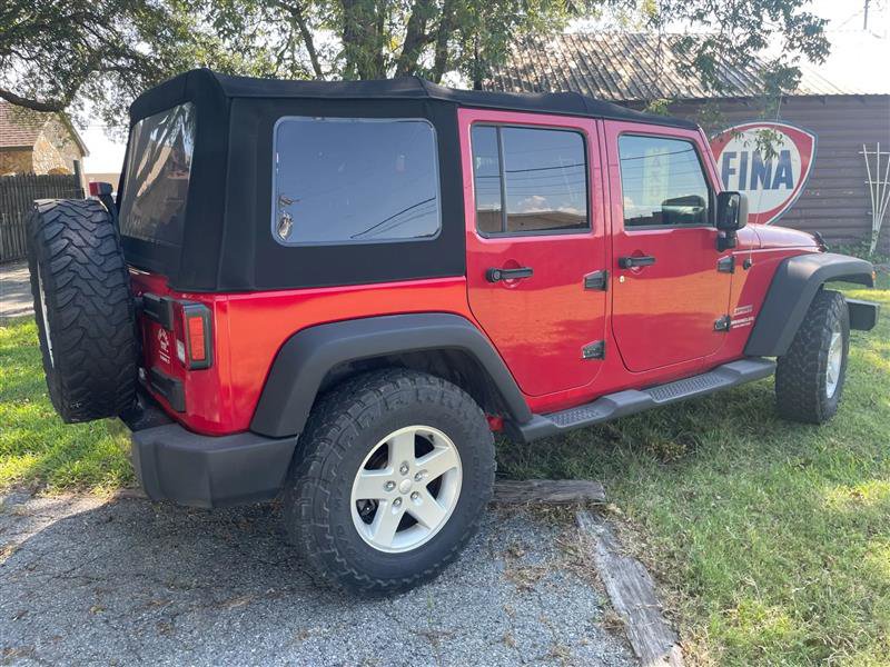 Used 2010 Jeep Wrangler Unlimited Sport image 4