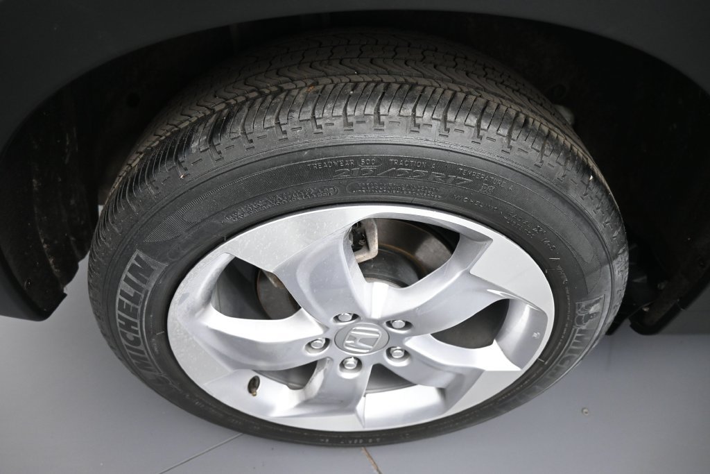 Used 2022 Honda HR-V LX image 14
