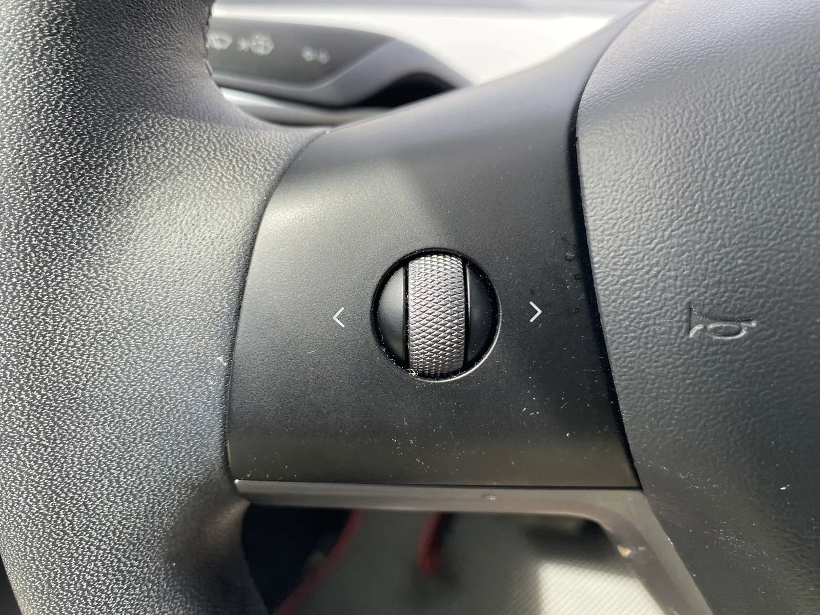 Used 2021 Tesla Model Y Long Range AWD/4WD image 16