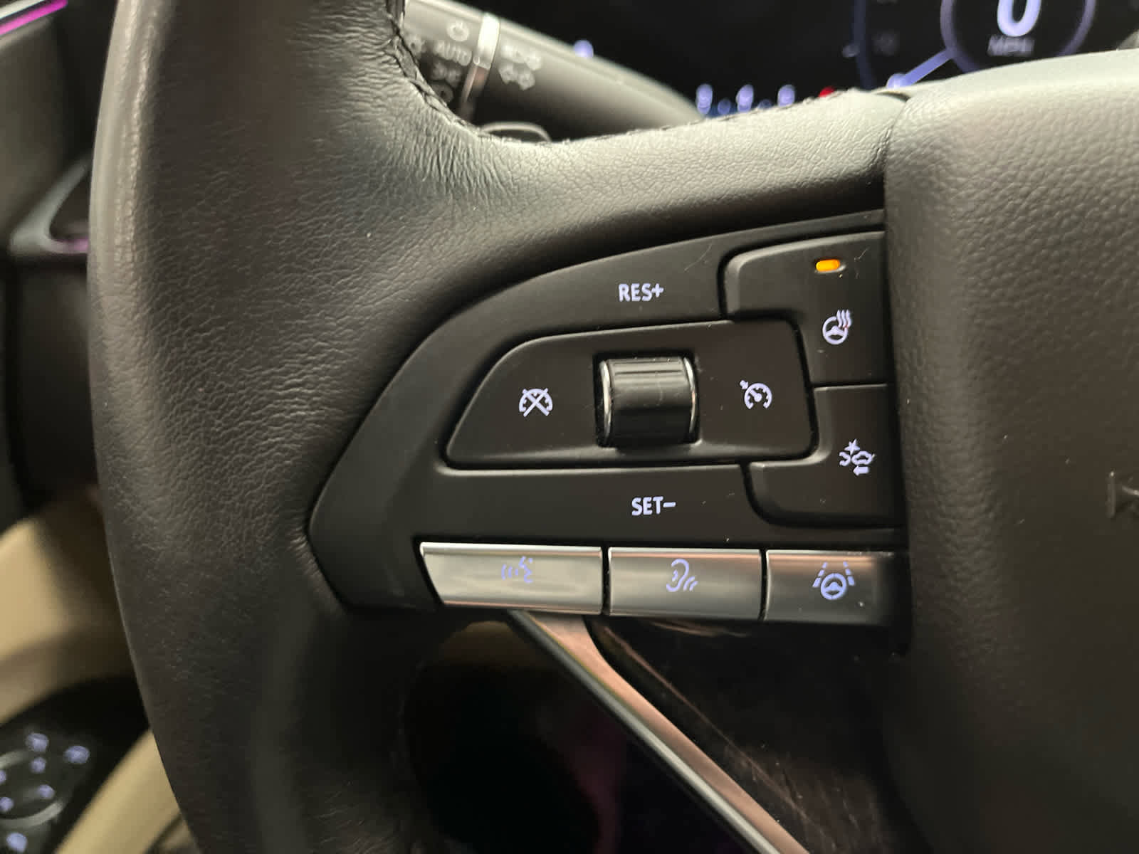 Used 2023 Cadillac Escalade Premium Luxury image 26