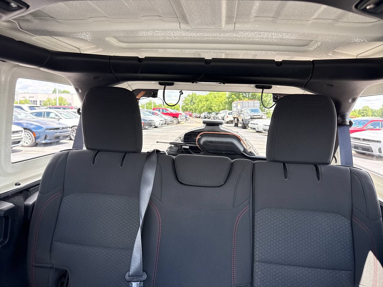 Used 2021 Jeep Wrangler Unlimited Rubicon AWD/4WD image 30