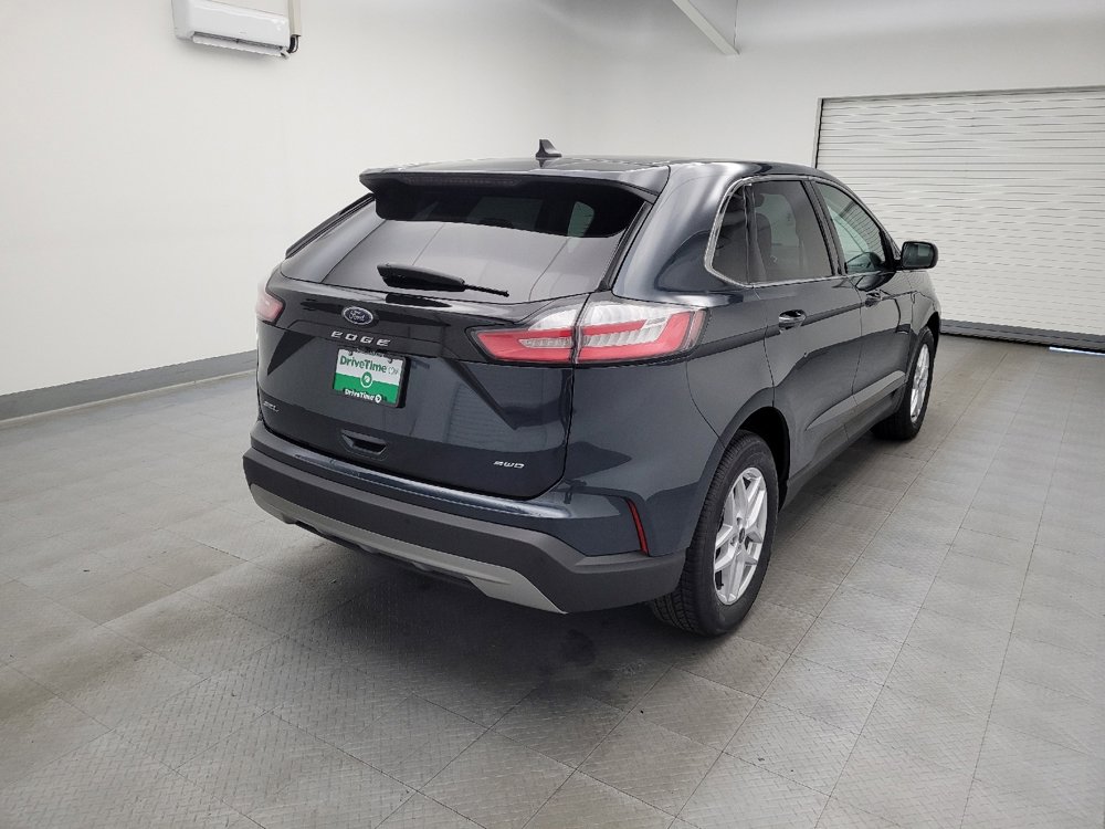 Used 2023 Ford Edge SEL image 9
