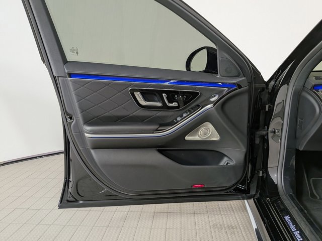 Used 2024 Mercedes-Benz S 580 4MATIC Sedan image 13