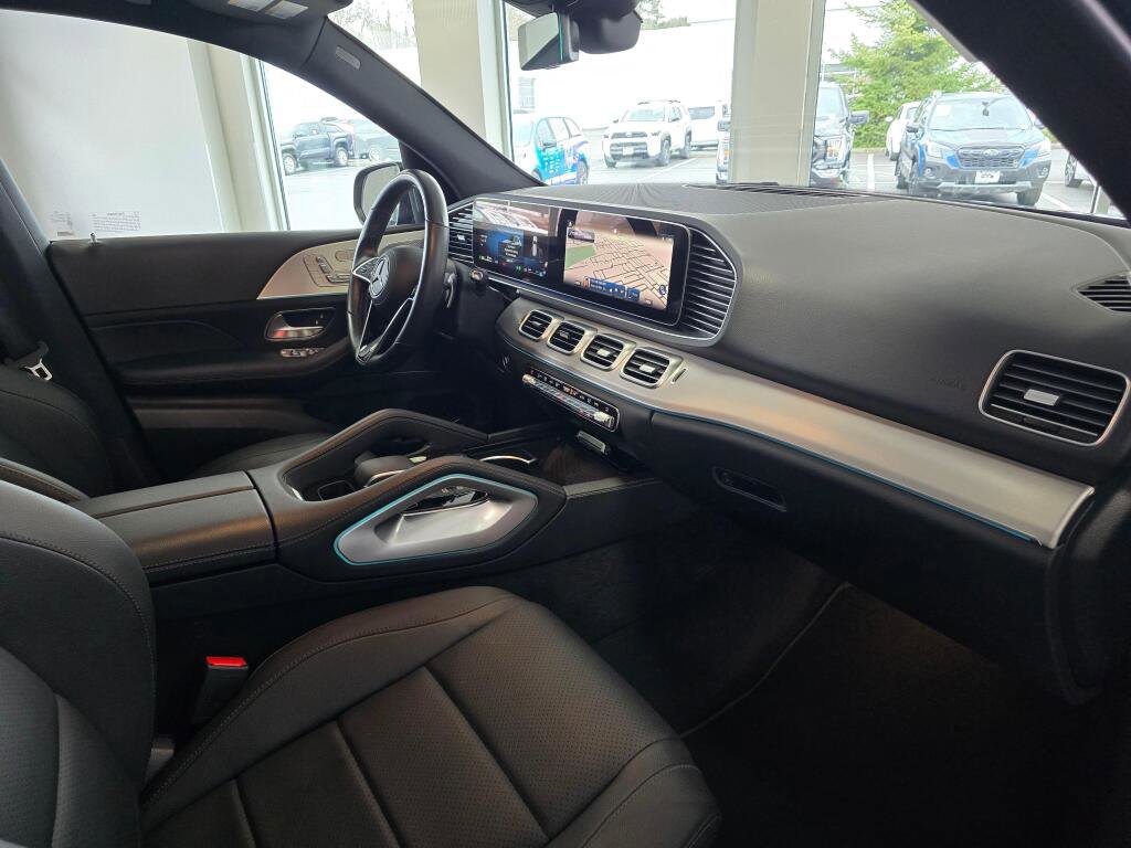 Used 2025 Mercedes-Benz GLE 350 4MATIC image 46