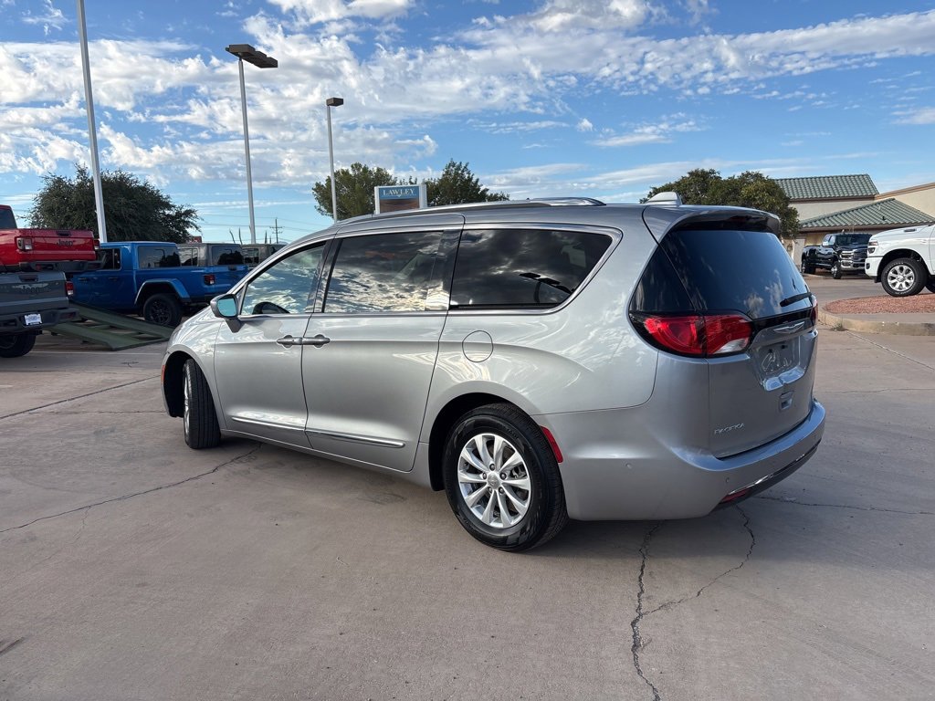 Used 2018 Chrysler Pacifica Touring-L Plus w/ Advanced Safetytec Group image 7