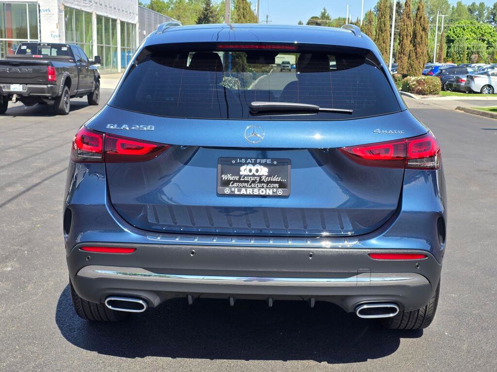 Used 2022 Mercedes-Benz GLA 250 4MATIC image 5