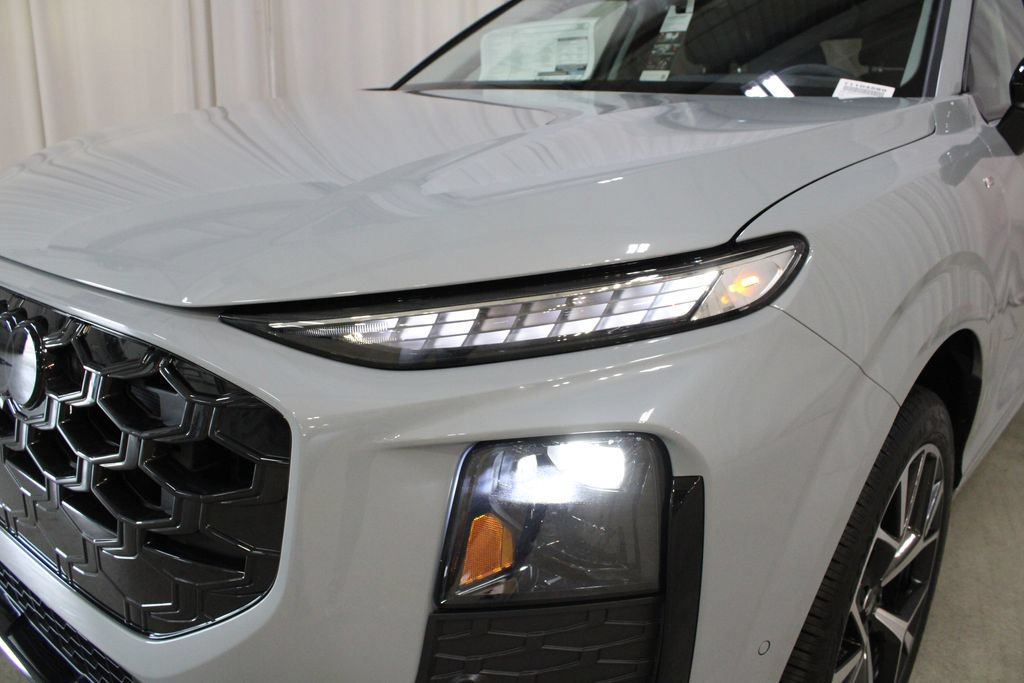 New 2026 Audi Q3 quattro 2.0T AWD/4WD image 34