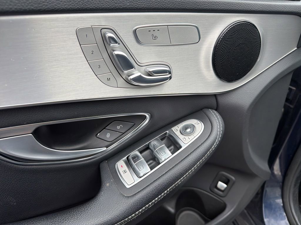 Used 2017 Mercedes-Benz C 300 4MATIC Sedan image 27