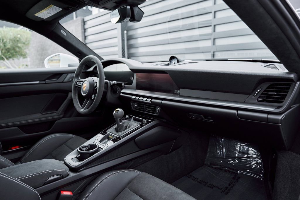 Used 2025 Porsche 911 GT3 w/ Chrono Package RWD image 38