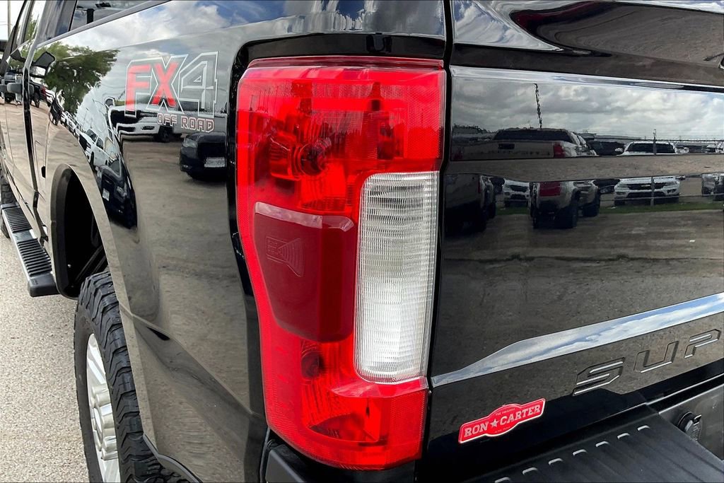 Used 2019 Ford F250 XL w/ STX Appearance Package image 20