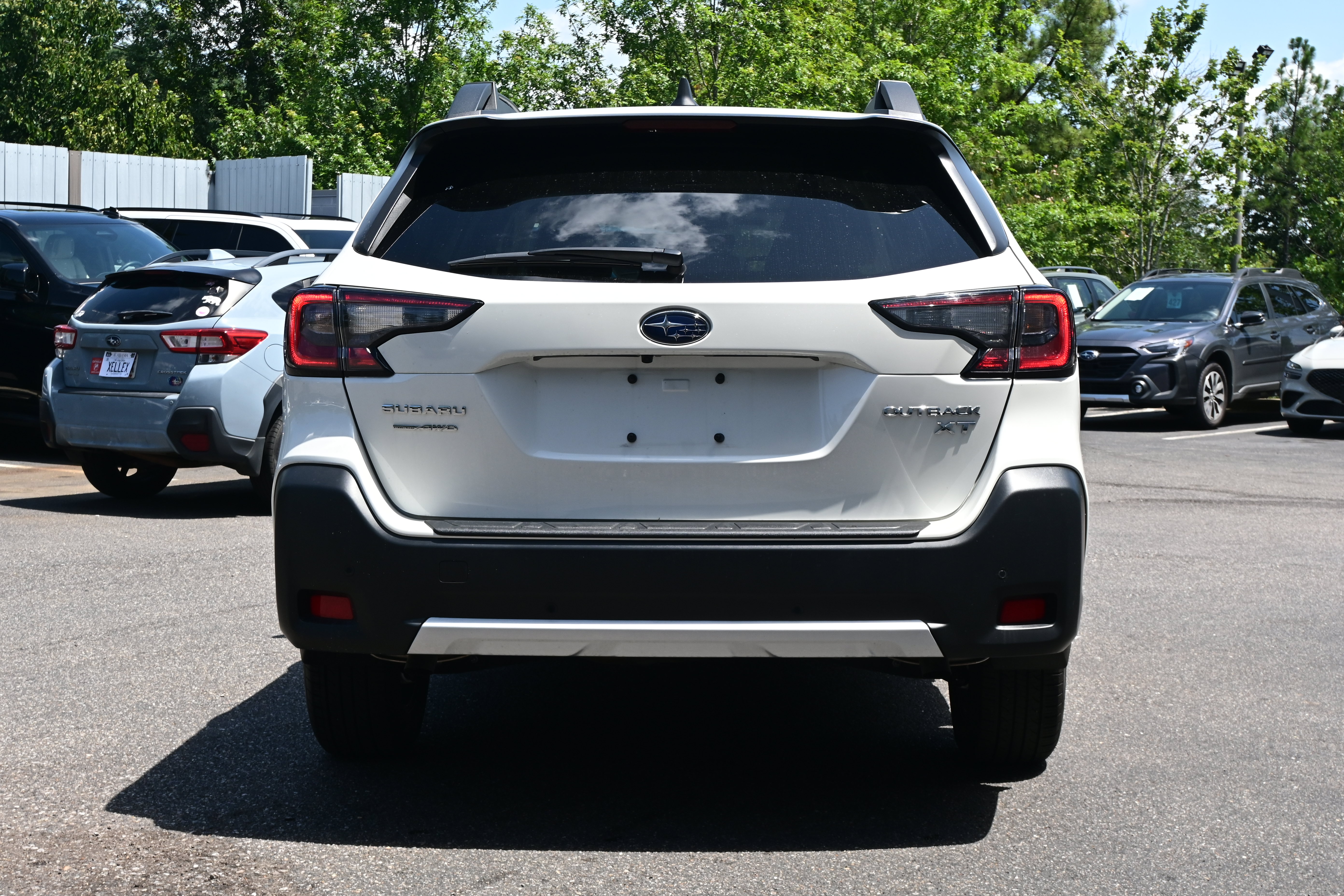 Used 2024 Subaru Outback Limited XT w/ Popular Package #2 AWD/4WD image 8