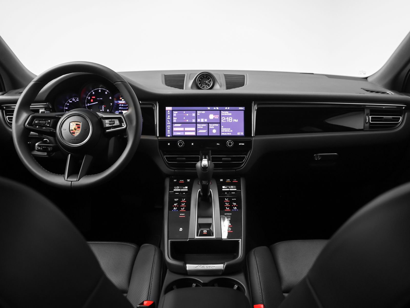 New 2026 Porsche Macan AWD/4WD image 29