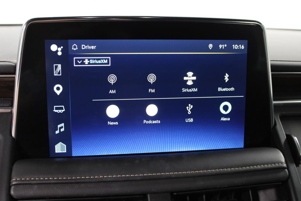 Used 2022 Chevrolet Suburban Premier RWD image 34
