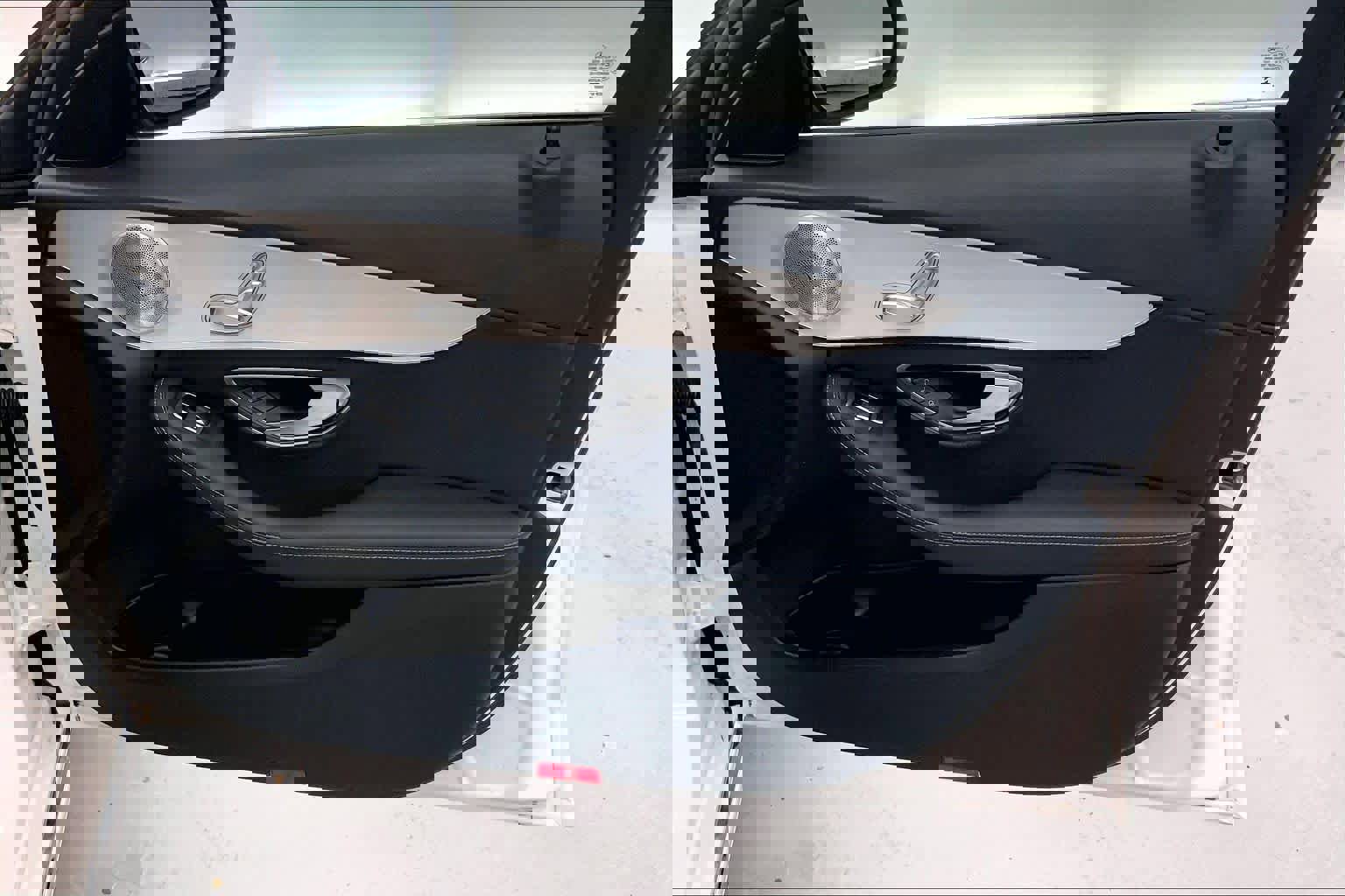 Certified 2020 Mercedes-Benz C 300 Sedan image 9