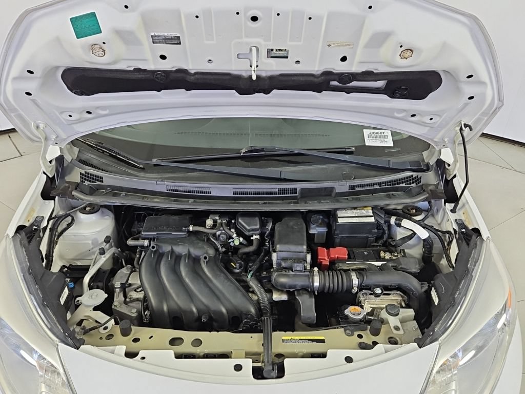 Used 2016 Nissan Versa Note SV FWD image 6
