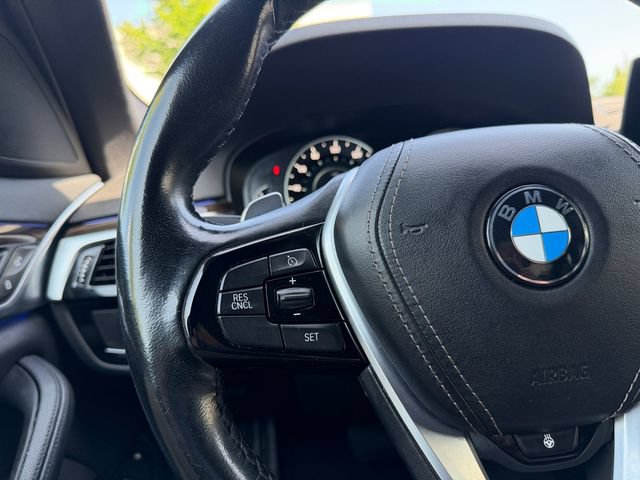 Used 2019 BMW 530e xDrive AWD/4WD image 27